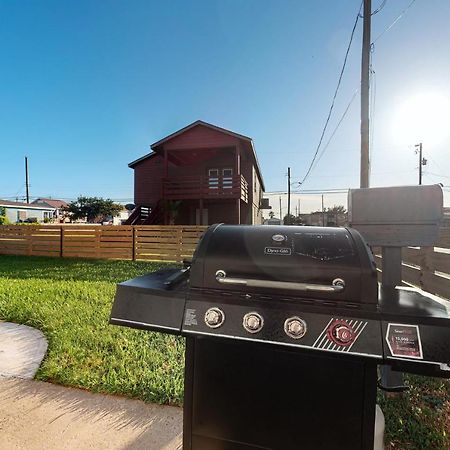 Oasis By The Bay-Upstairs Unit Villa Galveston Exterior foto