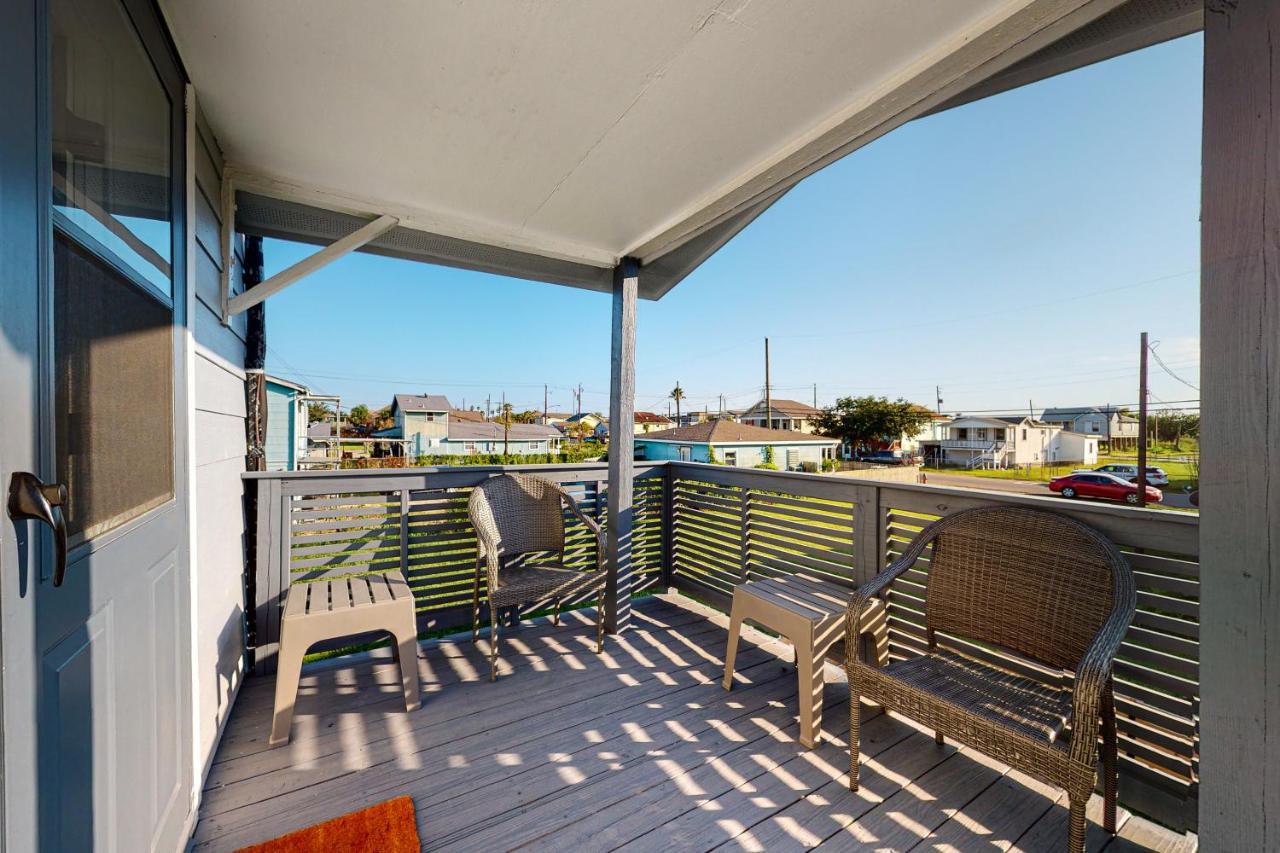 Oasis By The Bay-Upstairs Unit Villa Galveston Exterior foto